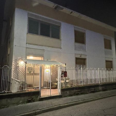 세라발레스크리비아 Casa Adele B&B 외부 사진