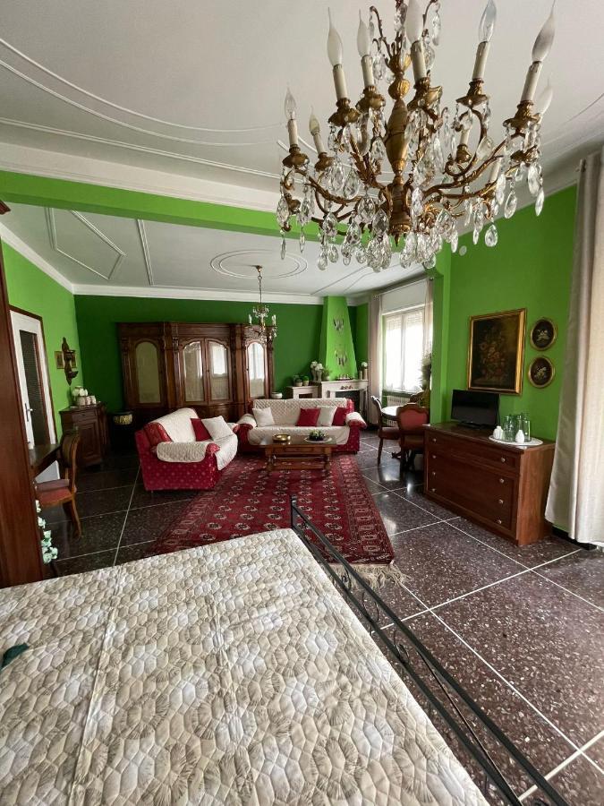 세라발레스크리비아 Casa Adele B&B 외부 사진