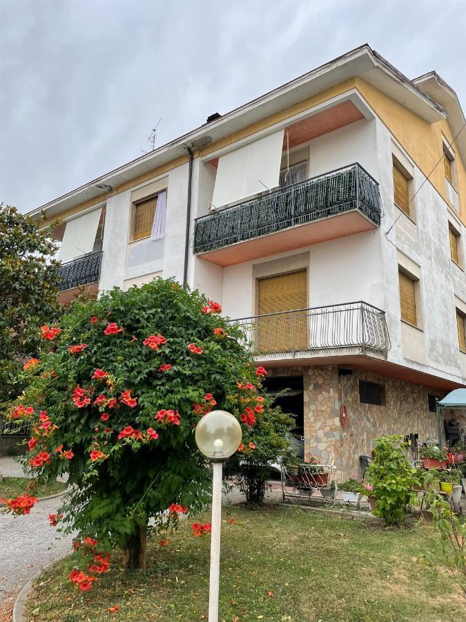 세라발레스크리비아 Casa Adele B&B 외부 사진