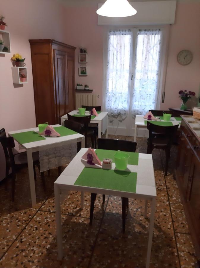 세라발레스크리비아 Casa Adele B&B 외부 사진