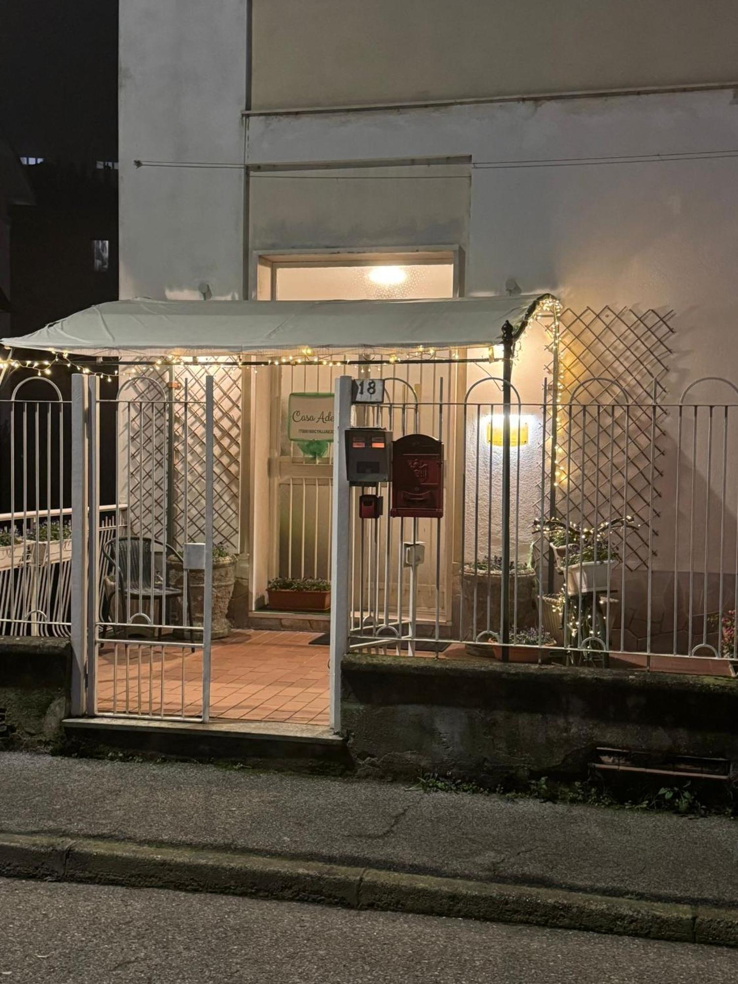 세라발레스크리비아 Casa Adele B&B 외부 사진