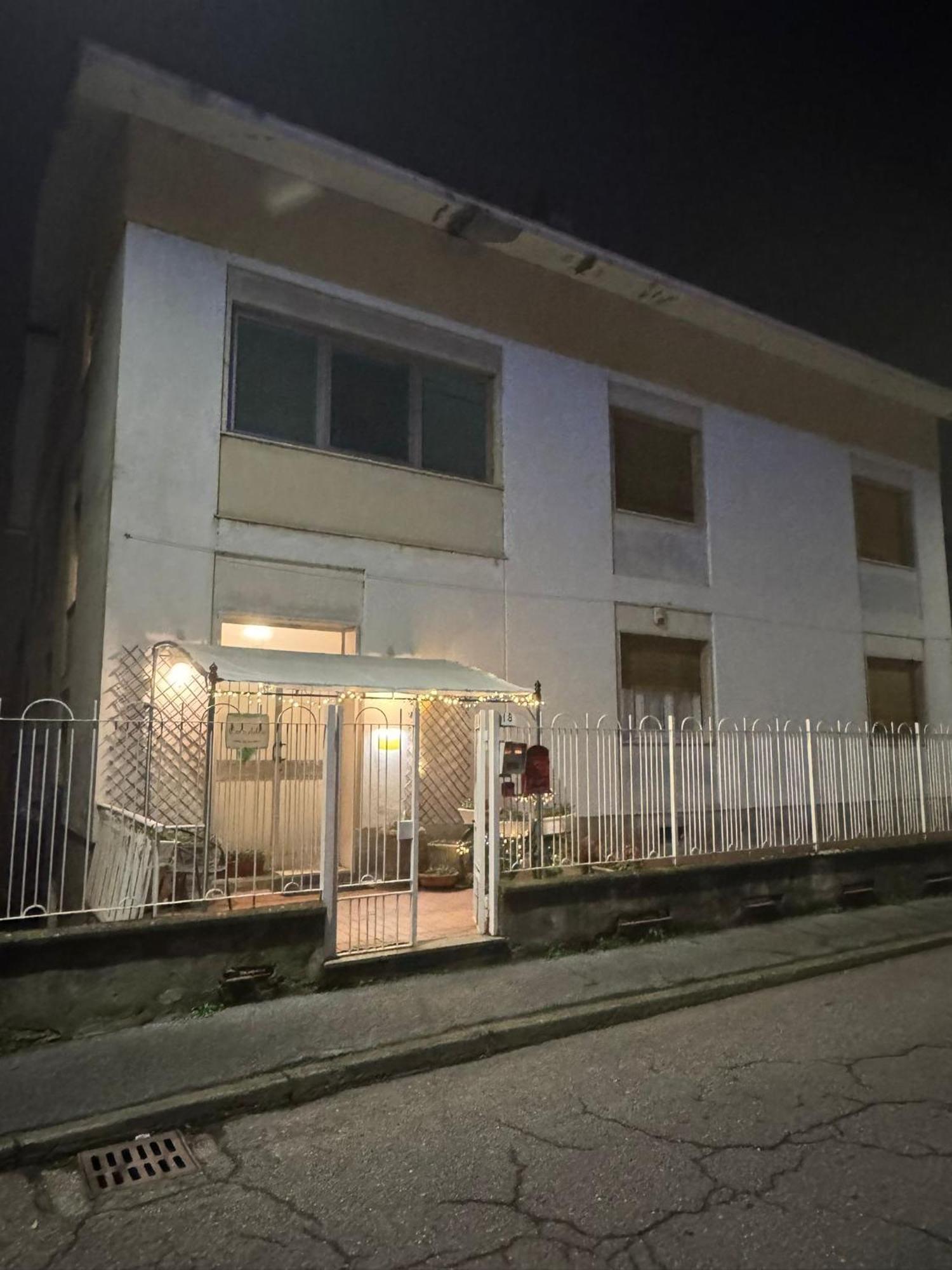 세라발레스크리비아 Casa Adele B&B 외부 사진